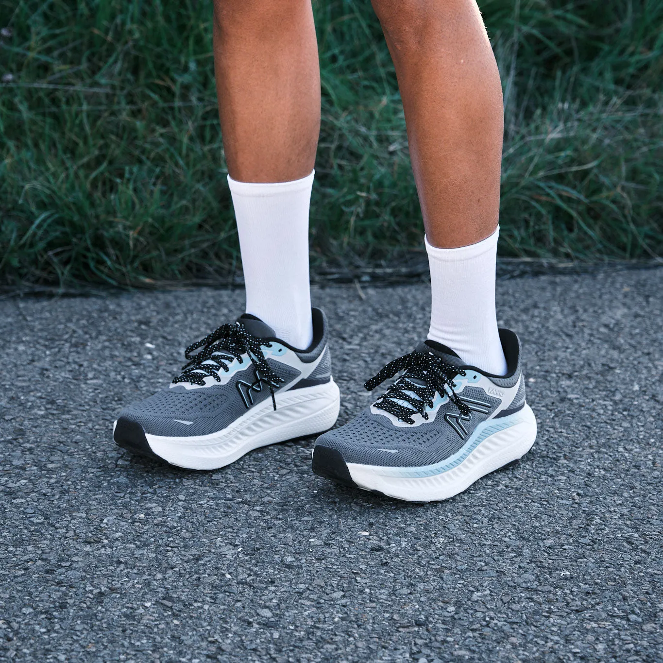 WOMEN'S MESTARI RUN 2.0 - TURBULENCE / ICY MORN sold by Karhu product image thumbnail 2