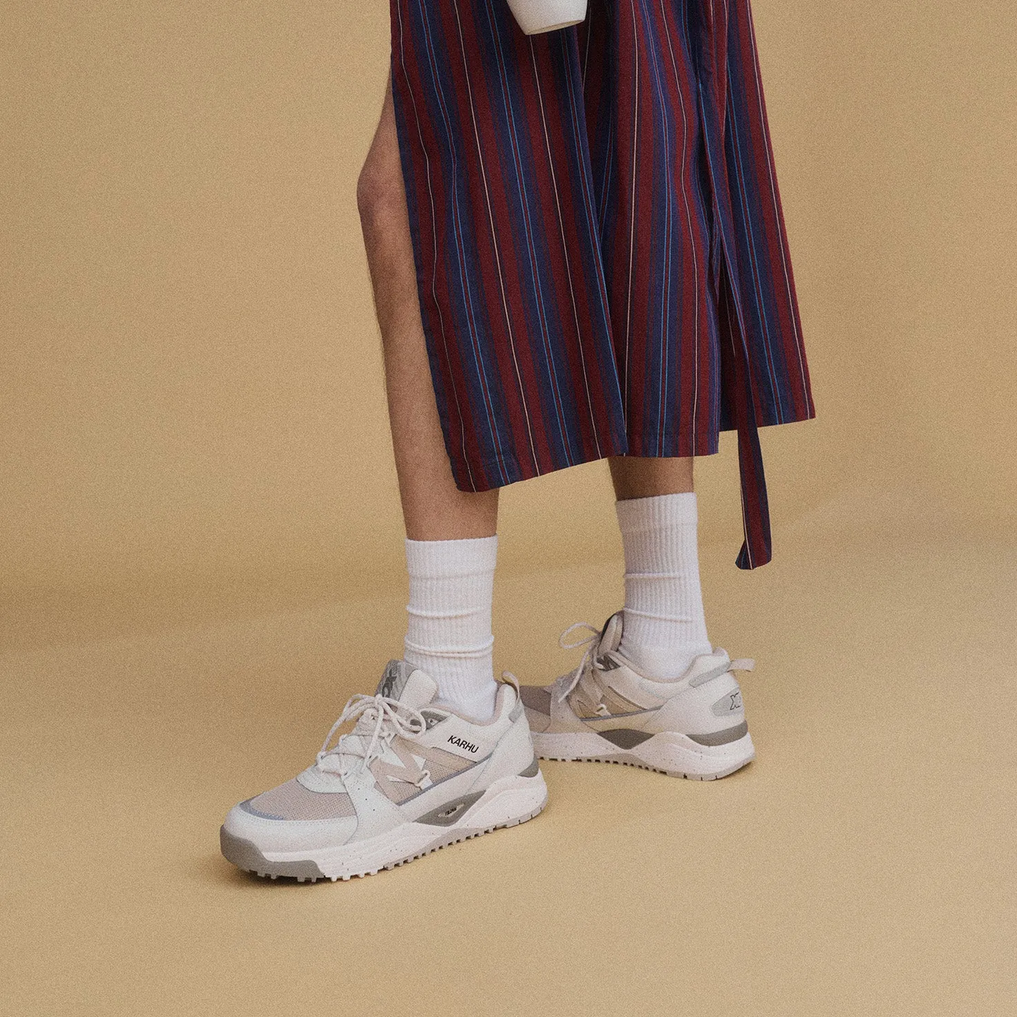 FUSION XC - BLANC DE BLANC / SILVER LINING sold by Karhu product image thumbnail 2