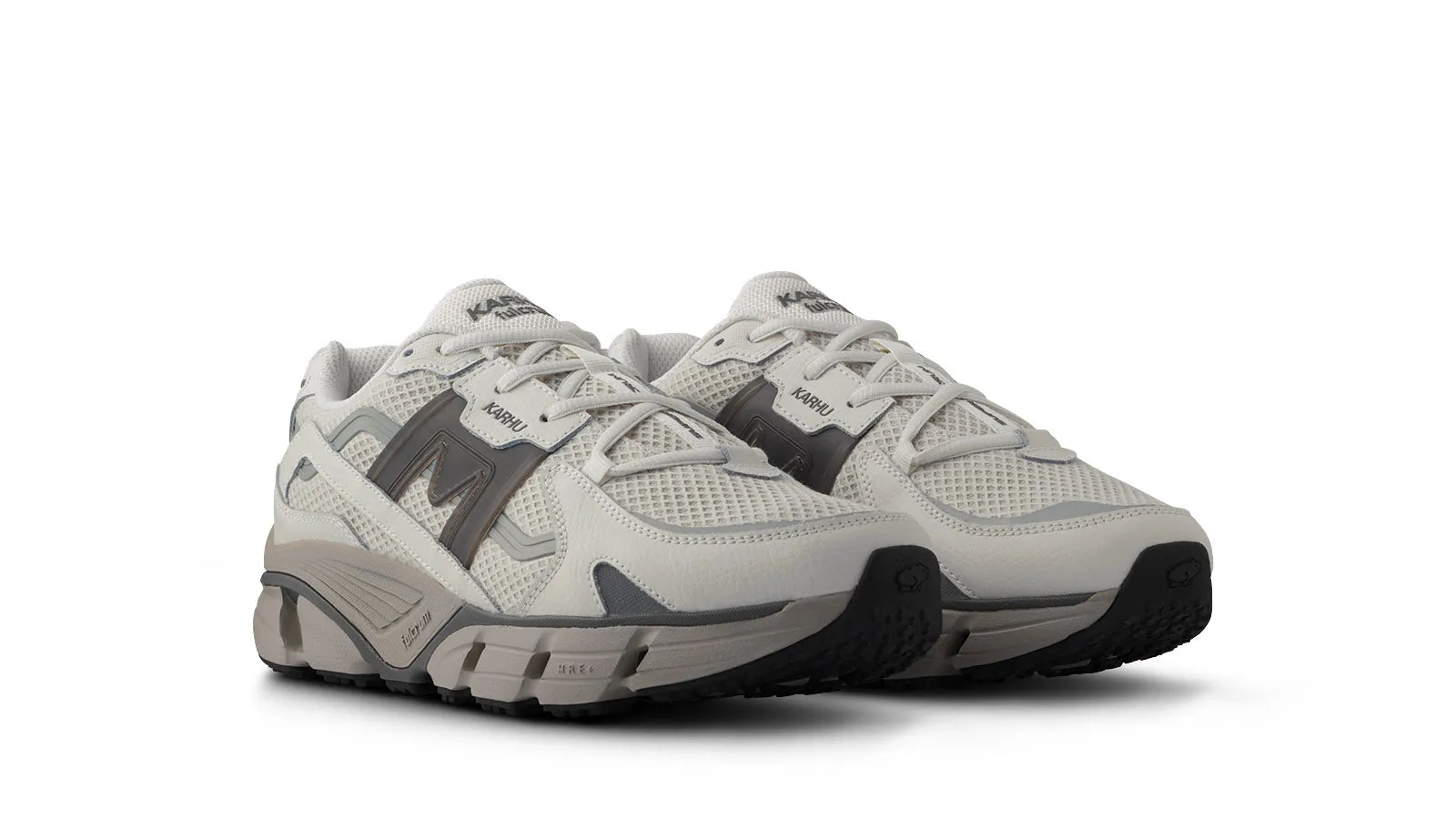 SUPER FULCRUM - BLANC DE BLANC / DARK GULL GRAY sold by Karhu product image thumbnail 3