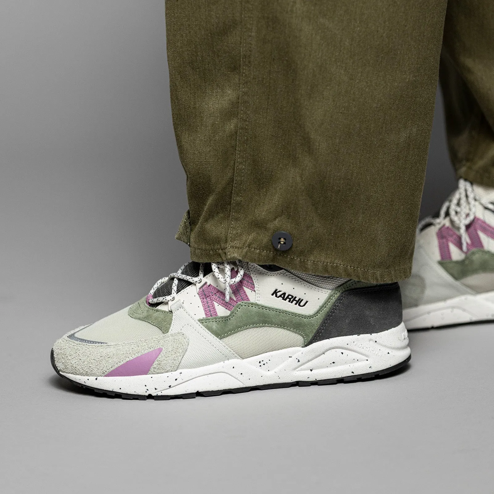 FUSION 2.0 - DARK GULL GRAY / LILAS sold by Karhu product image thumbnail 2