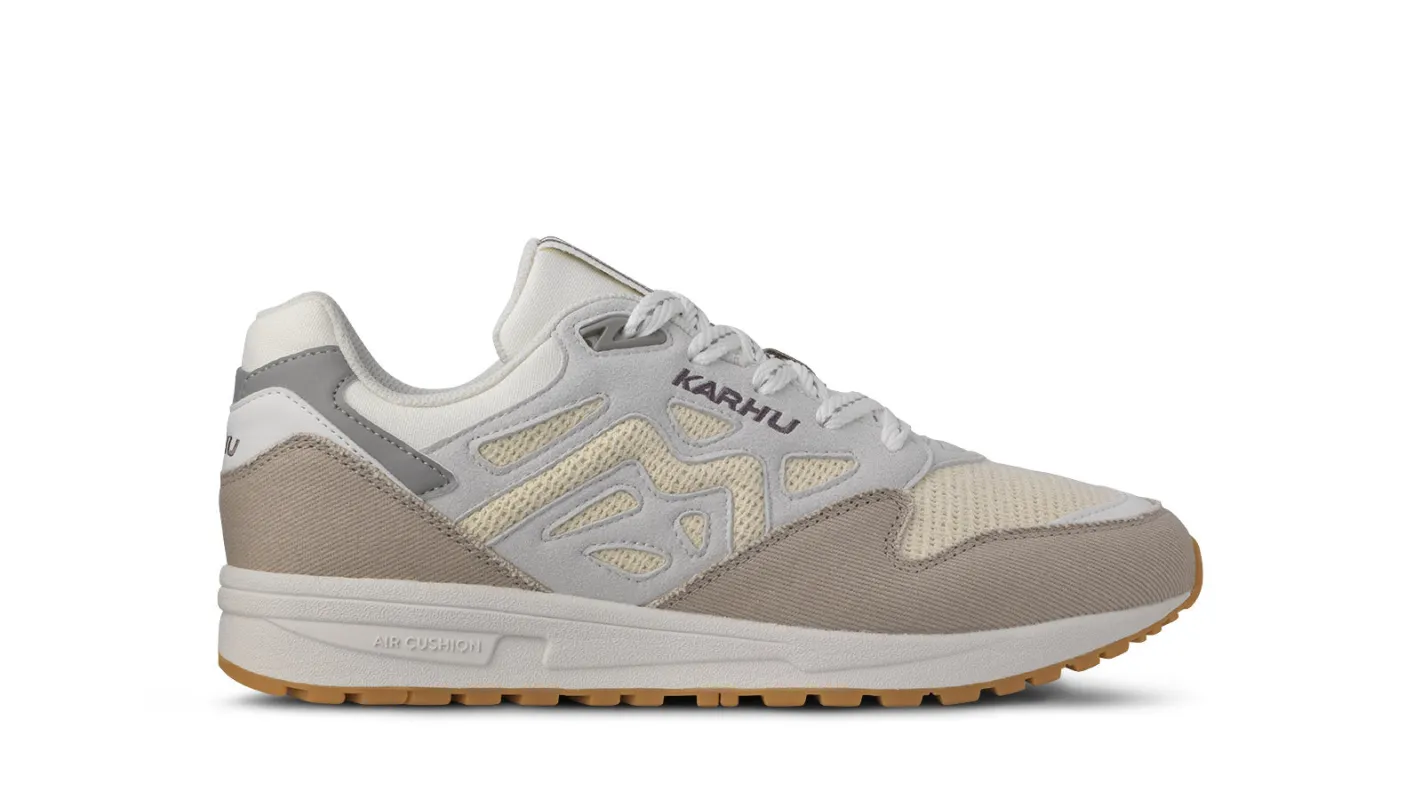 LEGACY 96 - ATMOSPHERE / WHITE ASPARAGUS made by Karhu