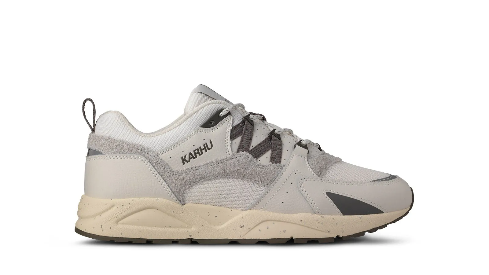 FUSION 2.0 - BLANC DE BLANC / HEMATITE sold by Karhu