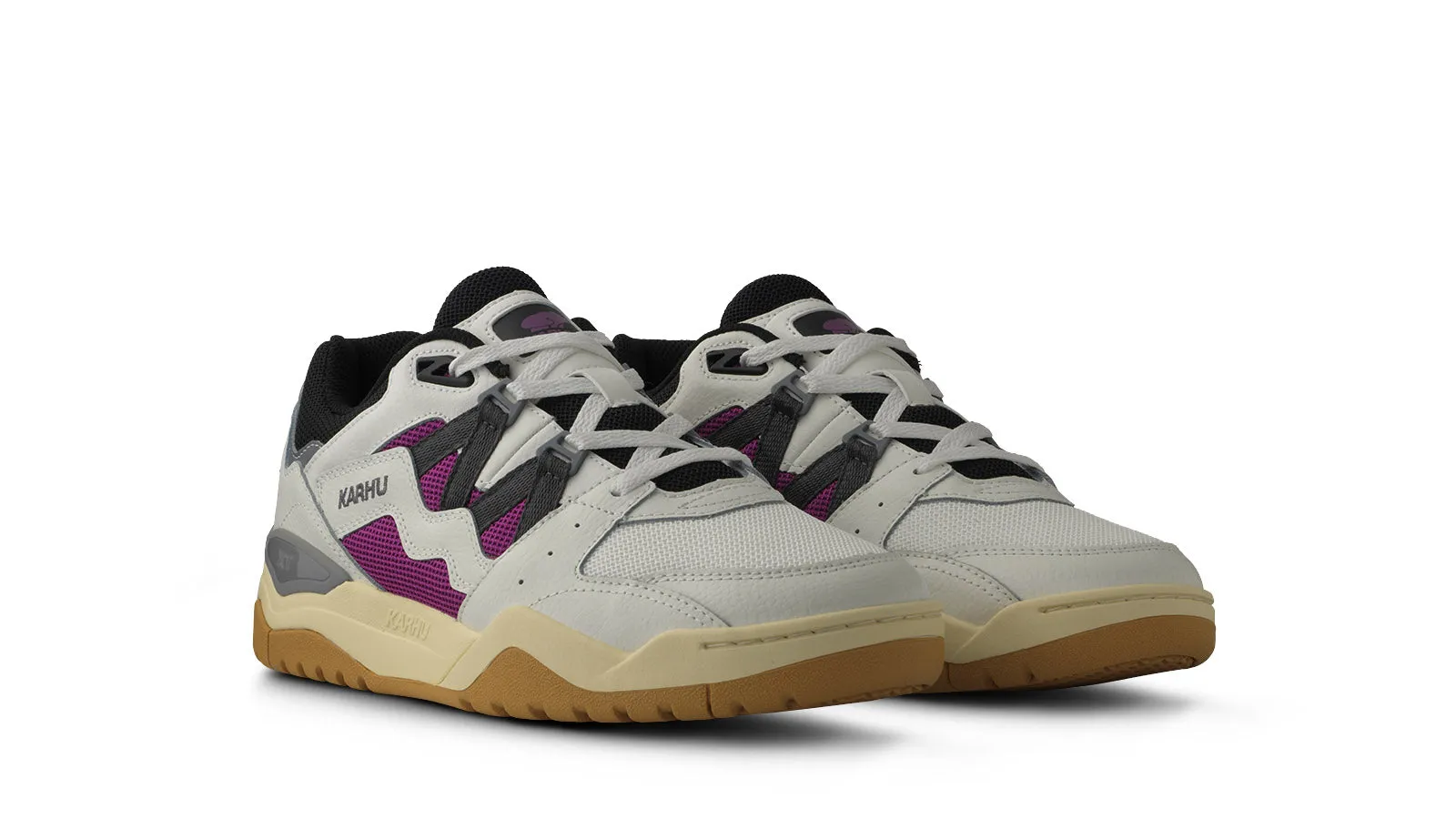 FUSION XT - BRIGHT WHITE / TURBULENCE sold by Karhu product image thumbnail 3