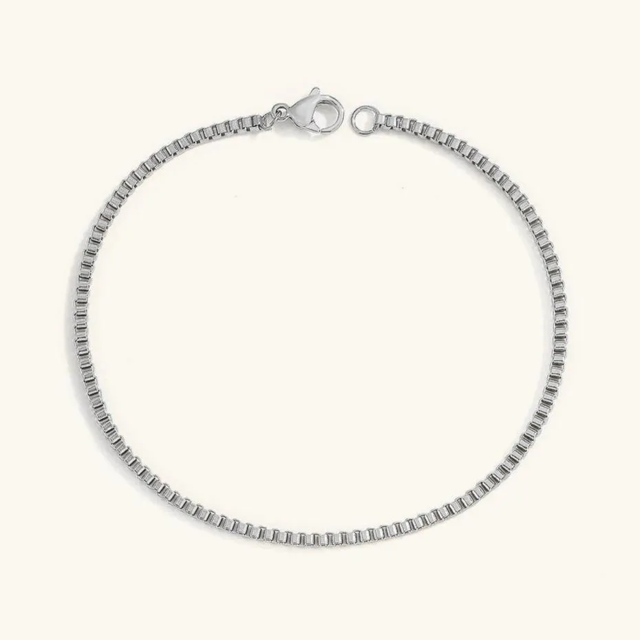 Women's Gold Bracelet 14k Gold Stainless Steel Chain Elegant Accessory sold by Hensley London product image thumbnail 4