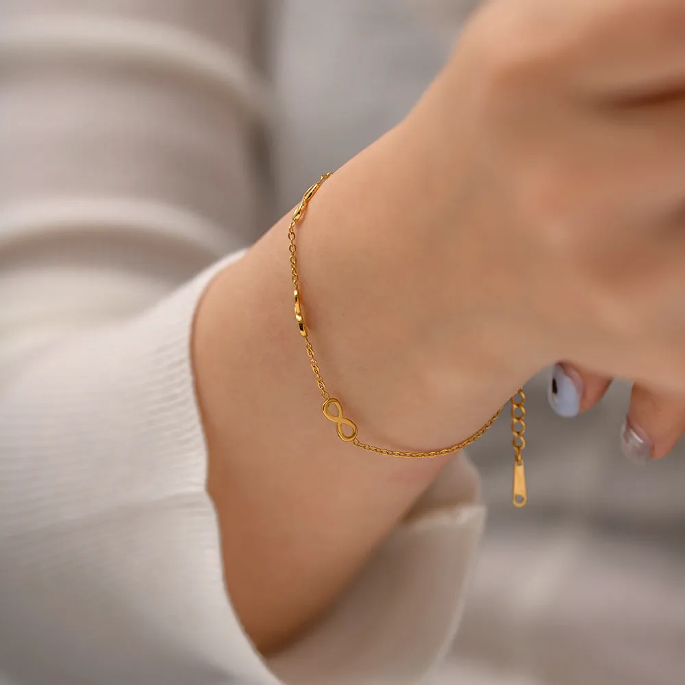 Women's Gold Bracelet 18k Waterproof Stainless Steel sold by Hensley London product image thumbnail 5