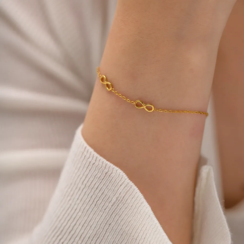 Women's Gold Bracelet 18k Waterproof Stainless Steel sold by Hensley London product image thumbnail 4