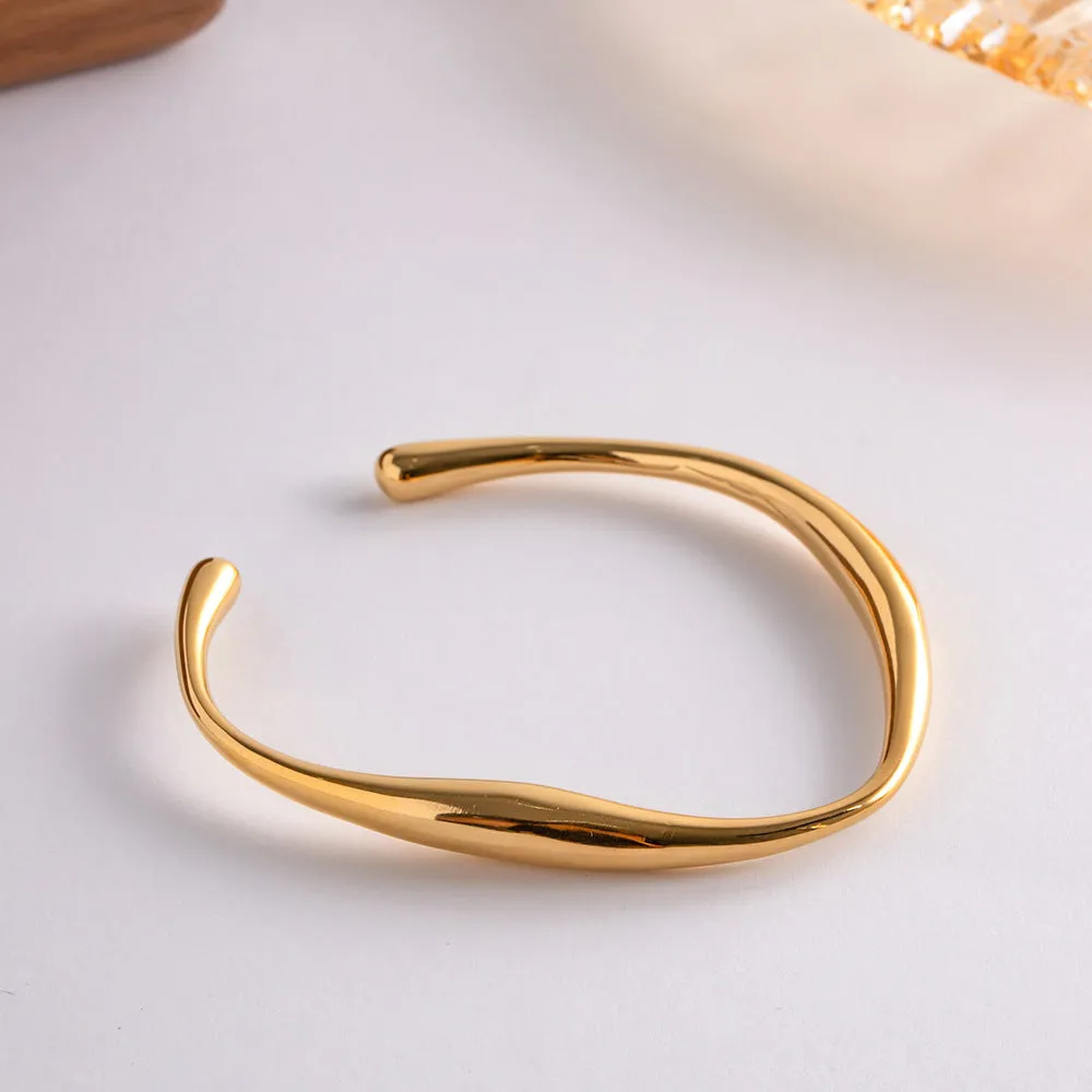 Women's Gold Bangle Twisted Stainless Steel 18k sold by Hensley London product image thumbnail 4