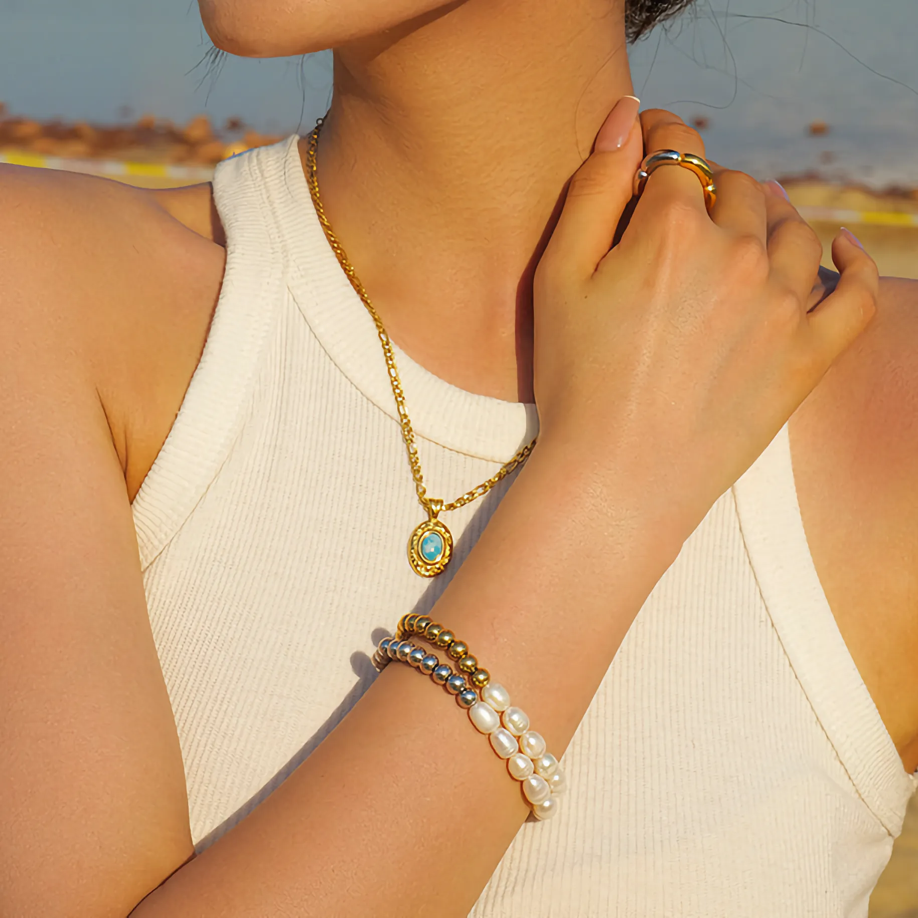 Women's Freshwater Pearl Bracelet Gold Stainless Steel sold by Hensley London product image thumbnail 4