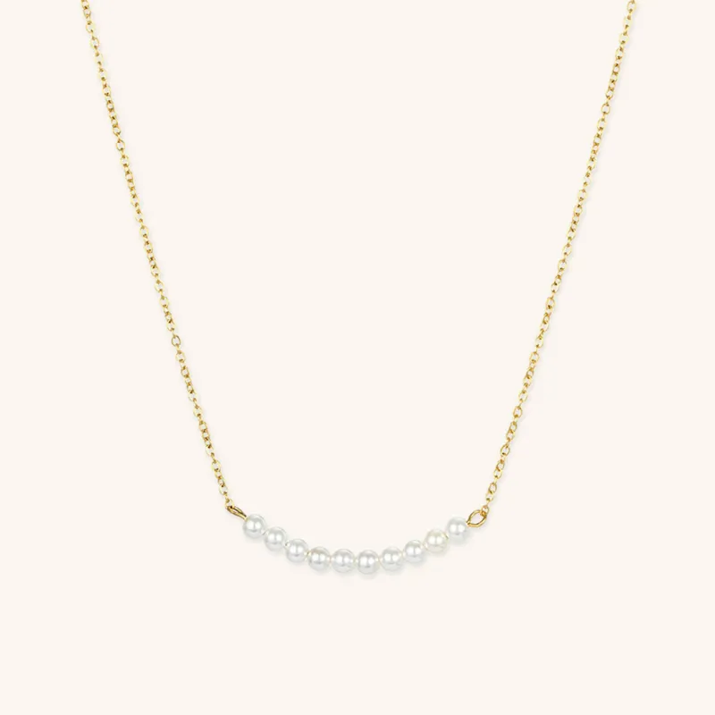Elegant Freshwater Pearl Necklace with 18k Gold Plating – Timeless Accessory for Any Occasion sold by Hensley London