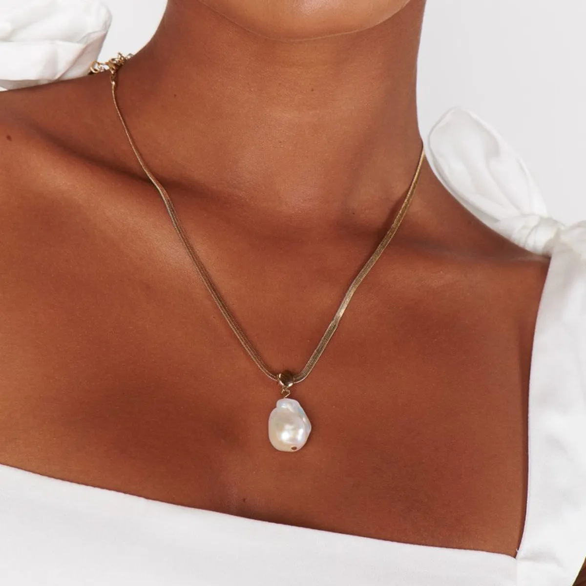 Modern Herringbone Pearl Necklace with 18k Gold Plating – Waterproof and Hypoallergenic sold by Hensley London product image thumbnail 2
