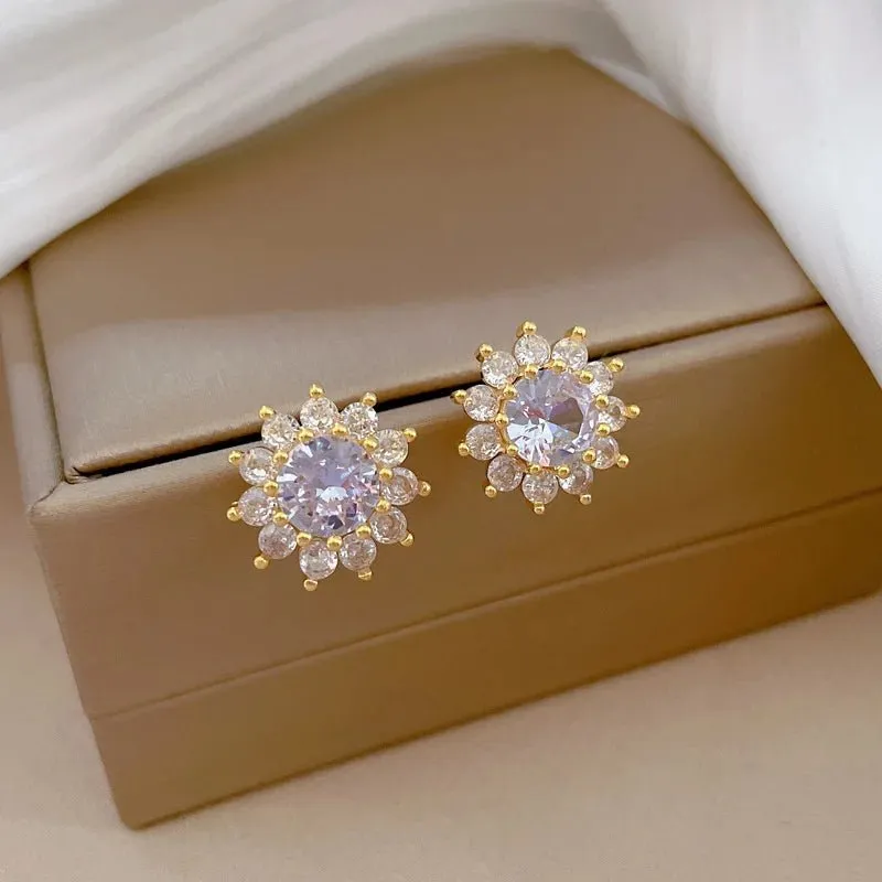 Dazzling Sunflower Floral Jewelry Set - Necklace and Earring Set with Zircon Accents in Gold Plated Design sold by Hensley London product image thumbnail 5