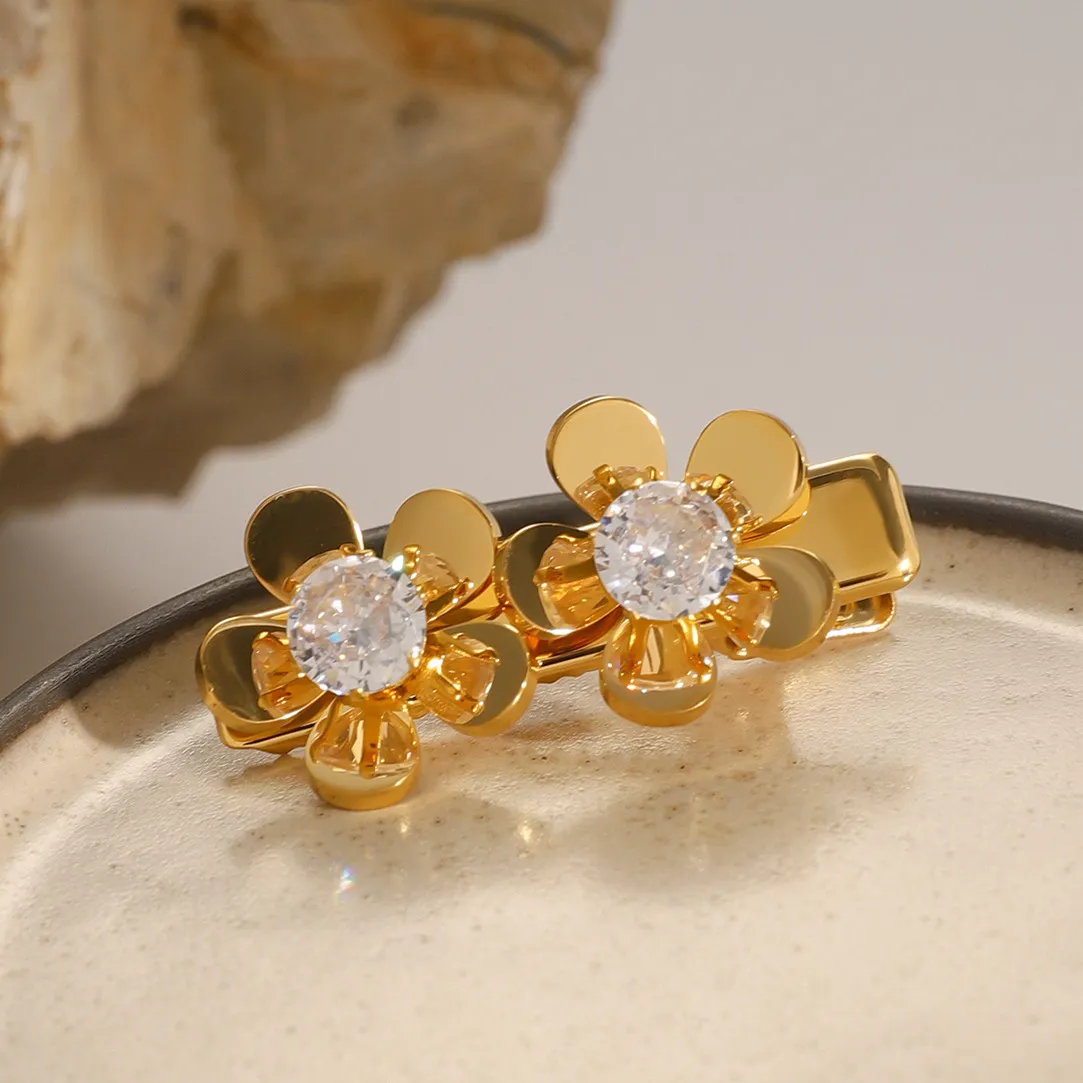 Elegant Diamond Petal Hair Clip with Gold Petals – Hypoallergenic Design for Women, Eco-Friendly and Durable sold by Hensley London product image thumbnail 3