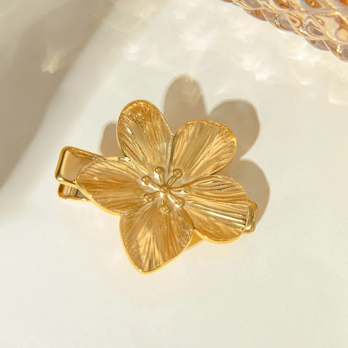 Elegant Gold Hair Clip with Sculpted Petal Design – Waterproof and Hypoallergenic sold by Hensley London product image thumbnail 3