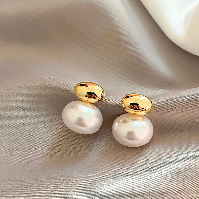 Elegant Gold Accented Pearl Stud Earrings – Timeless Design for Any Occasion sold by Hensley London product image thumbnail 3