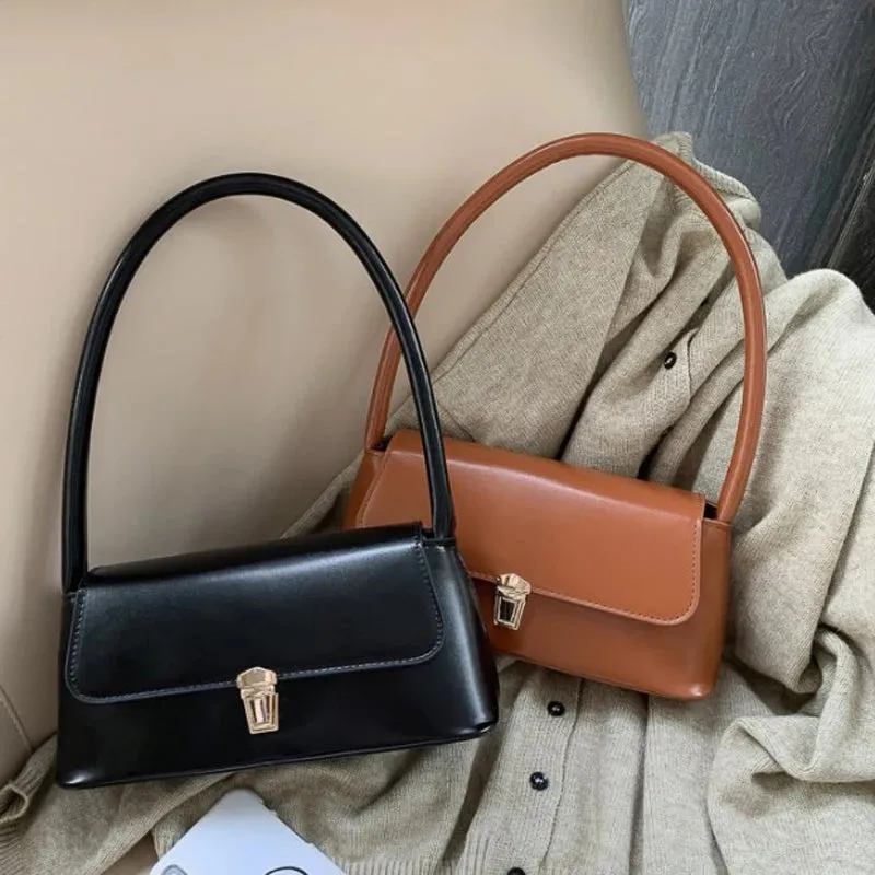 Women's Black Shoulder Bag One Size Faux Leather Vintage Style sold by Hensley London product image thumbnail 3