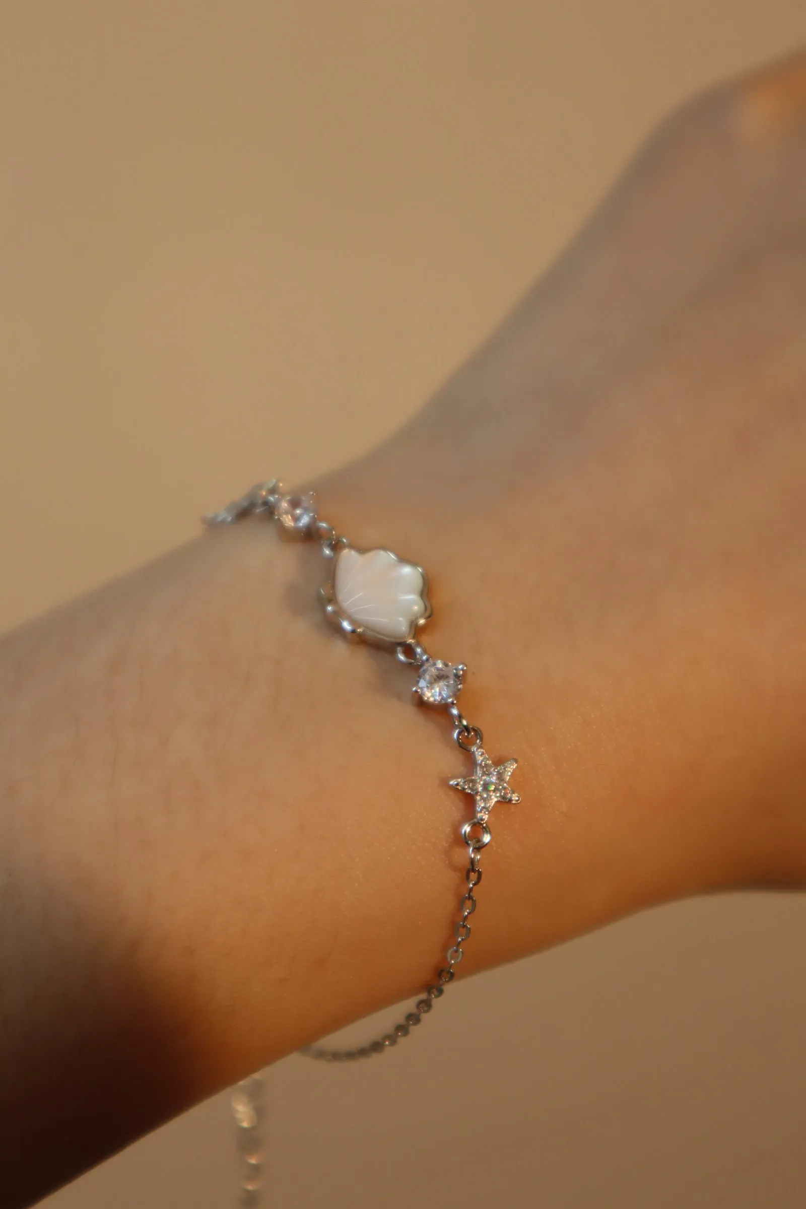 Unisex Bracelet Silver Sea Shell Zirconia Diamonds sold by Hensley London product image thumbnail 5