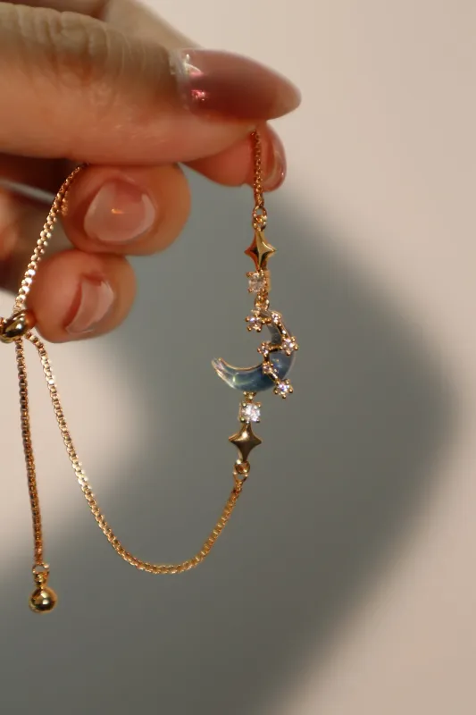 Unisex Bracelet Gold Plated Moonstone Adjustable Length sold by Hensley London