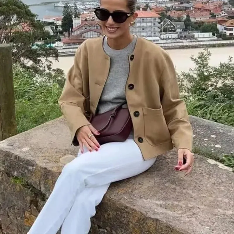 Women's Cropped Blazer Black Tailored Fit Long Sleeve sold by Hensley London product image thumbnail 3