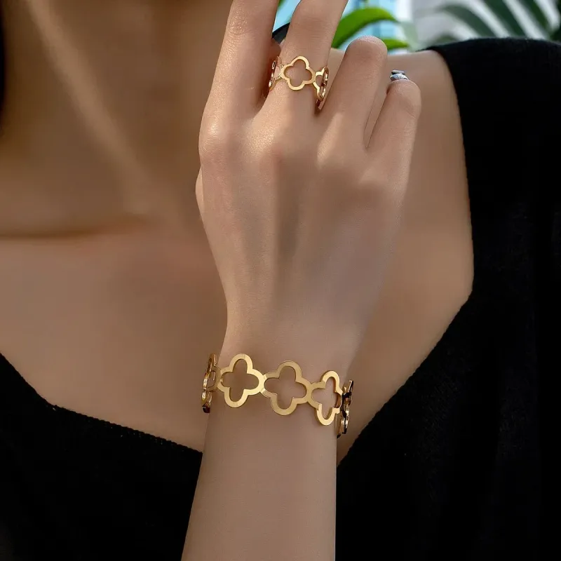Women's Jewelry Set Gold Stainless Steel Clover Adjustable Bracelet and Ring made by Hensley London