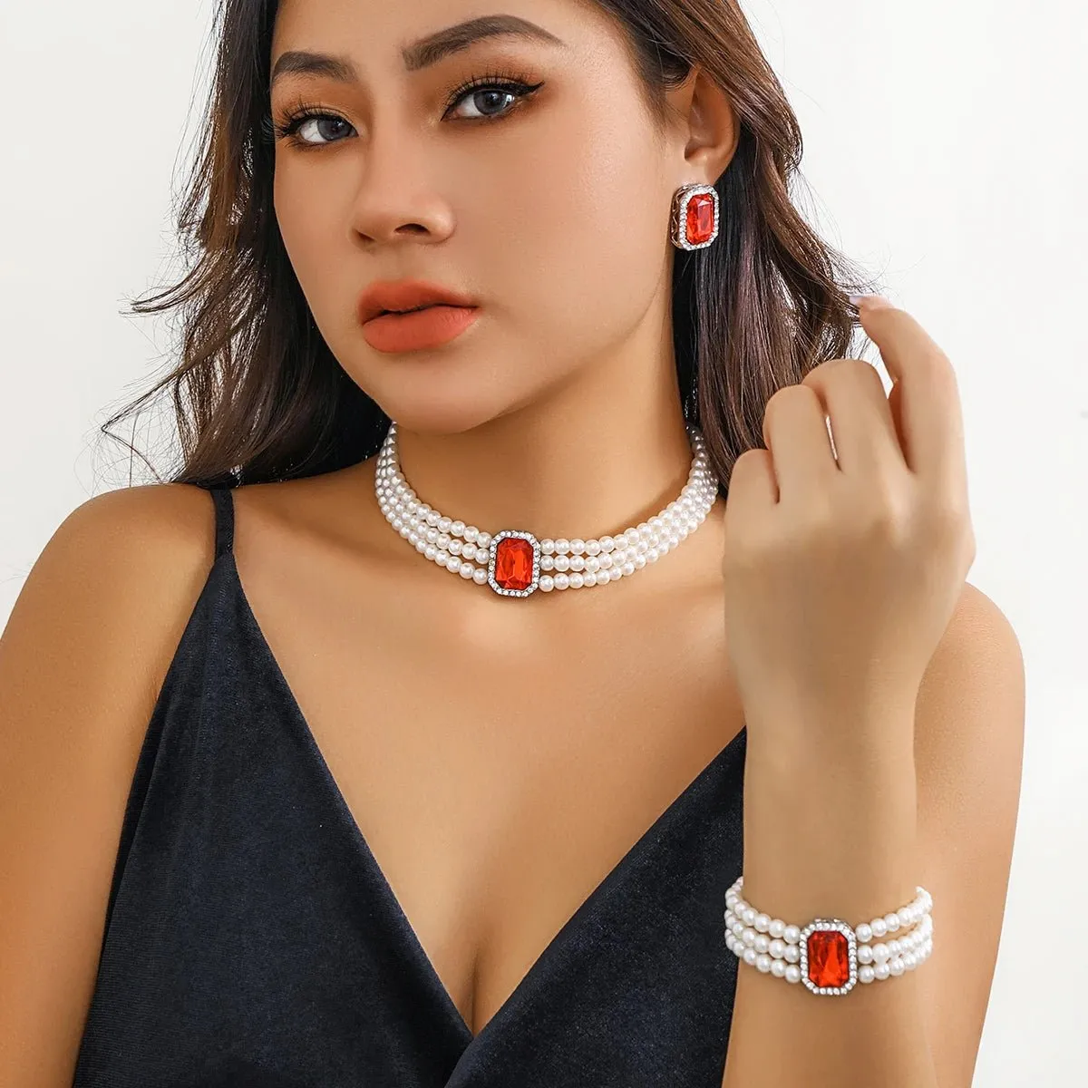 Women's Jewelry Set White Imitation Pearl Necklace and Earring Set Stainless Steel sold by Hensley London product image thumbnail 4