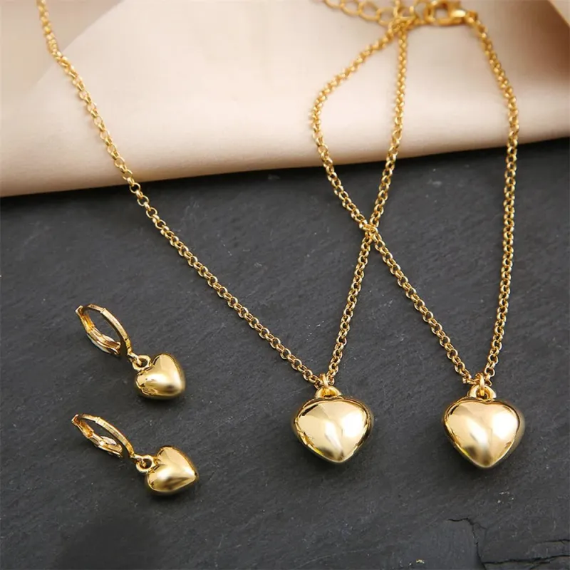 Women's Jewelry Set Gold Dainty Balloon Heart Necklace Bracelet Earrings made by Hensley London