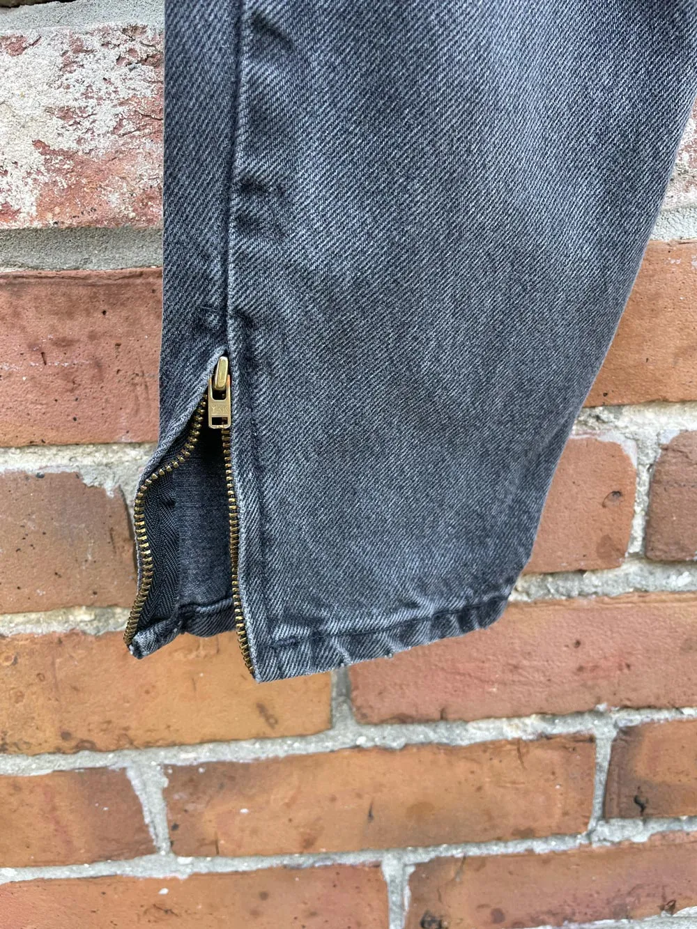 vintage santana parasuco zipper cuff high rise jeans sold by Good Market Thrift Store product image thumbnail 4