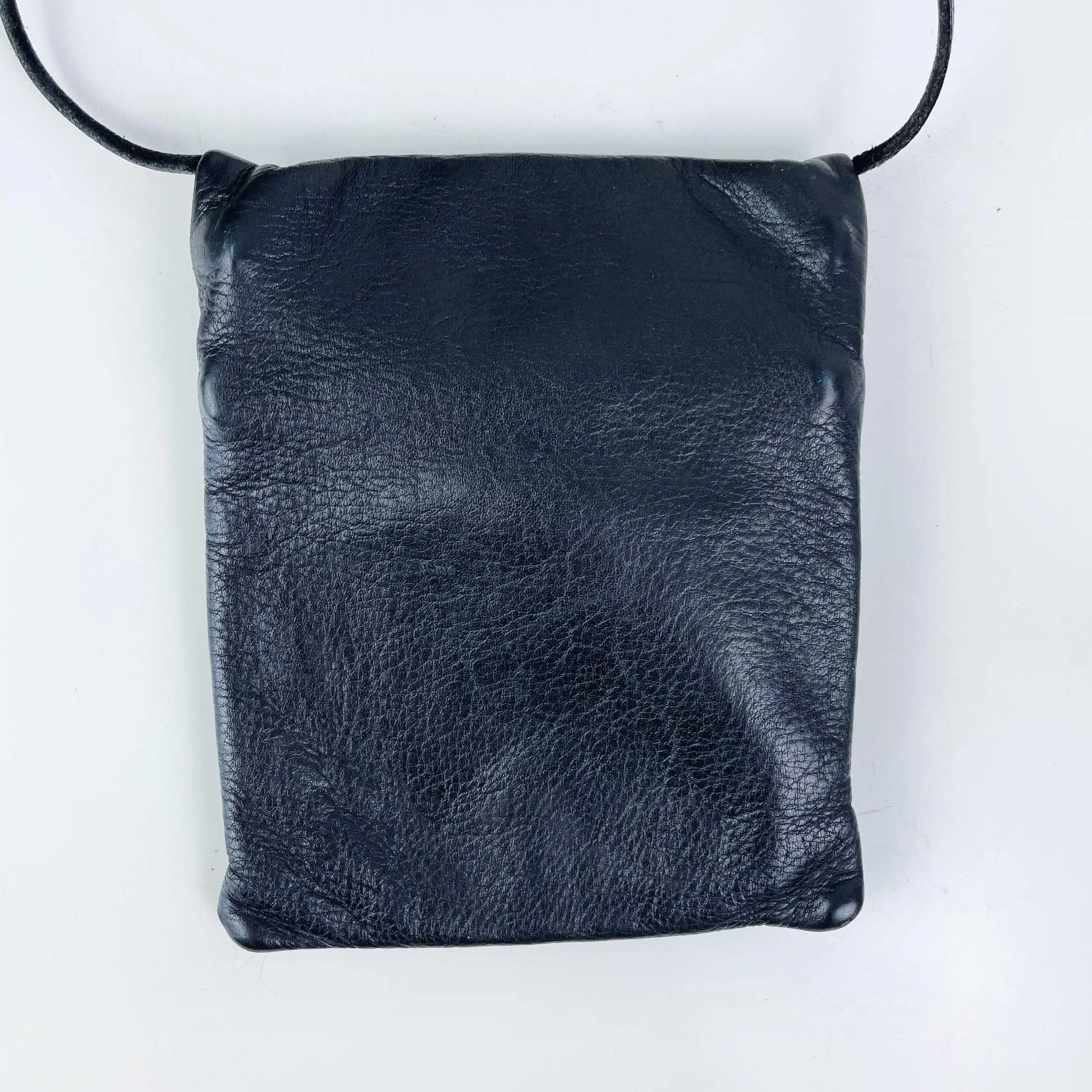 vintage roots two tone leather crossbody sold by Good Market Thrift Store product image thumbnail 3