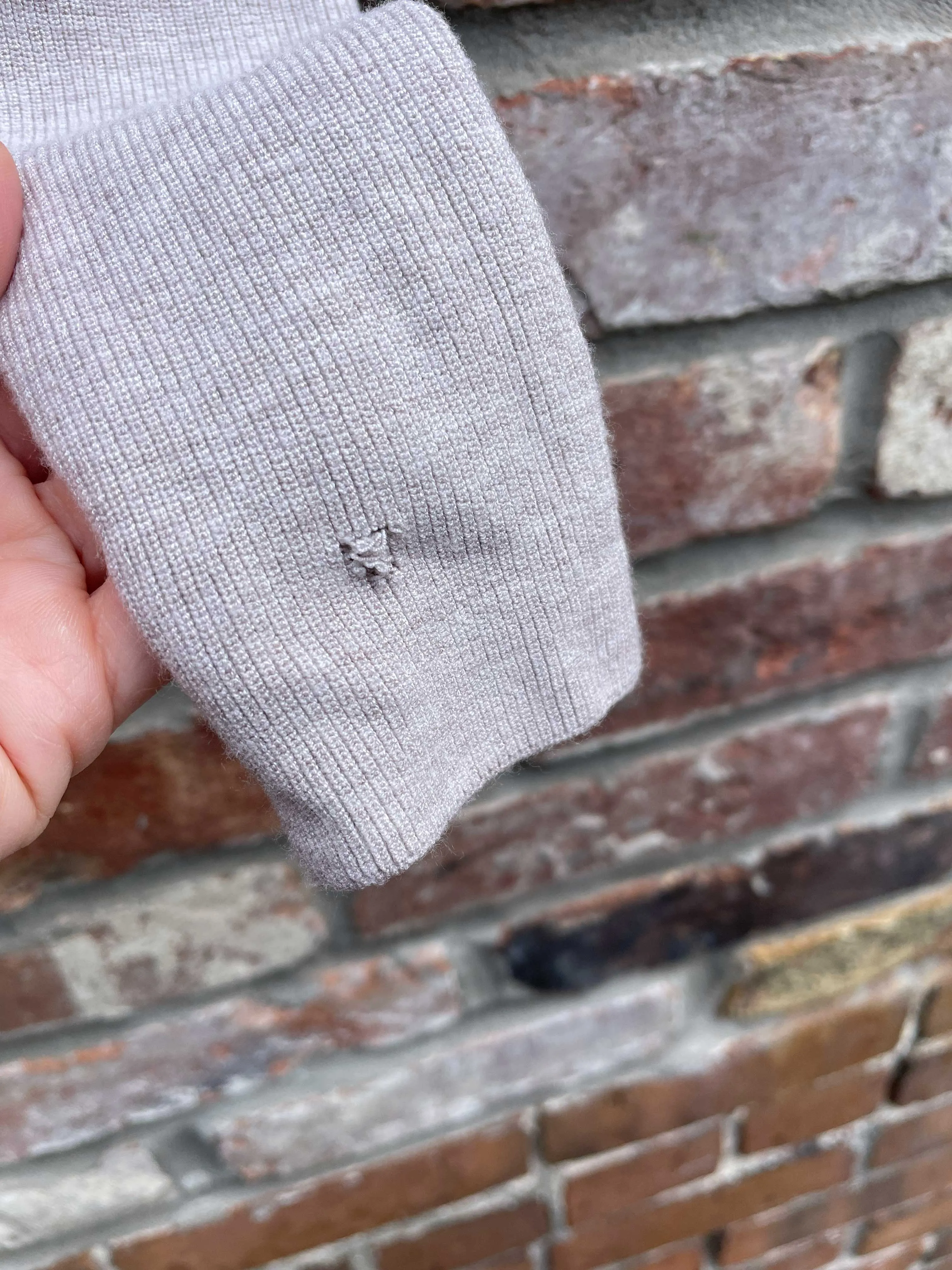 wilfred tuscany sweetheart sweater sold by Good Market Thrift Store product image thumbnail 4