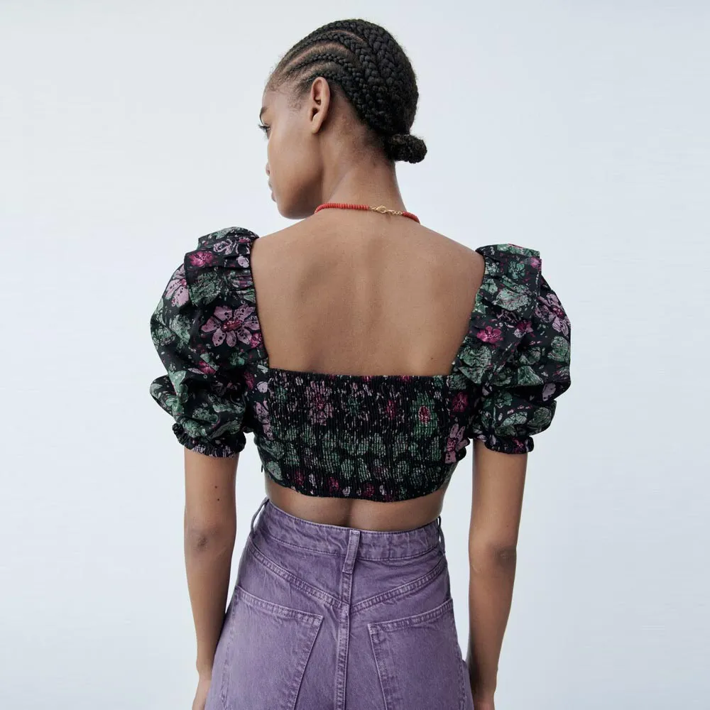 nwot zara puff sleeve floral crop top sold by Good Market Thrift Store product image thumbnail 3