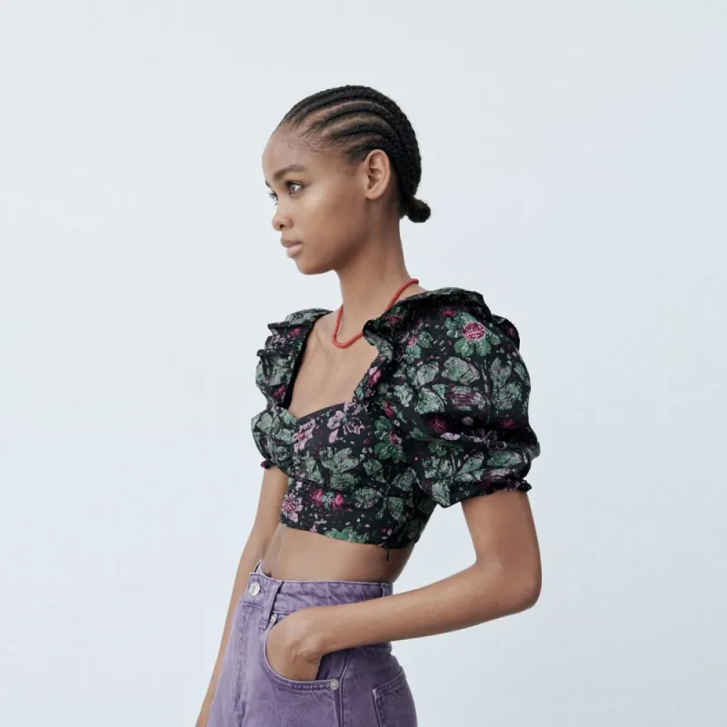 nwot zara puff sleeve floral crop top sold by Good Market Thrift Store
