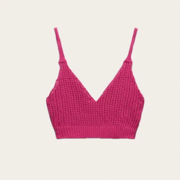 nwot zara pink v-neck knit crop top sold by Good Market Thrift Store