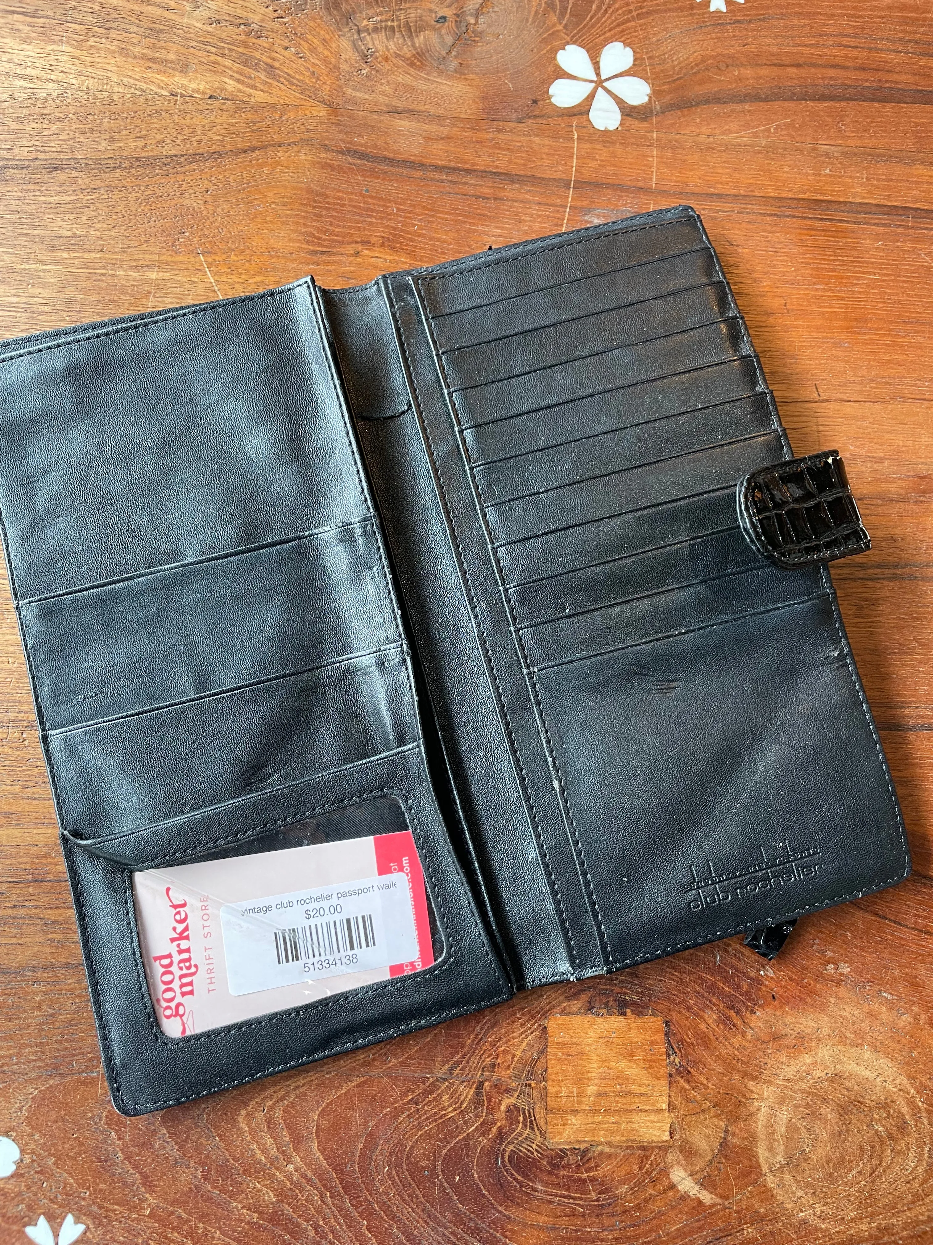 vintage club rochelier passport wallet sold by Good Market Thrift Store product image thumbnail 2