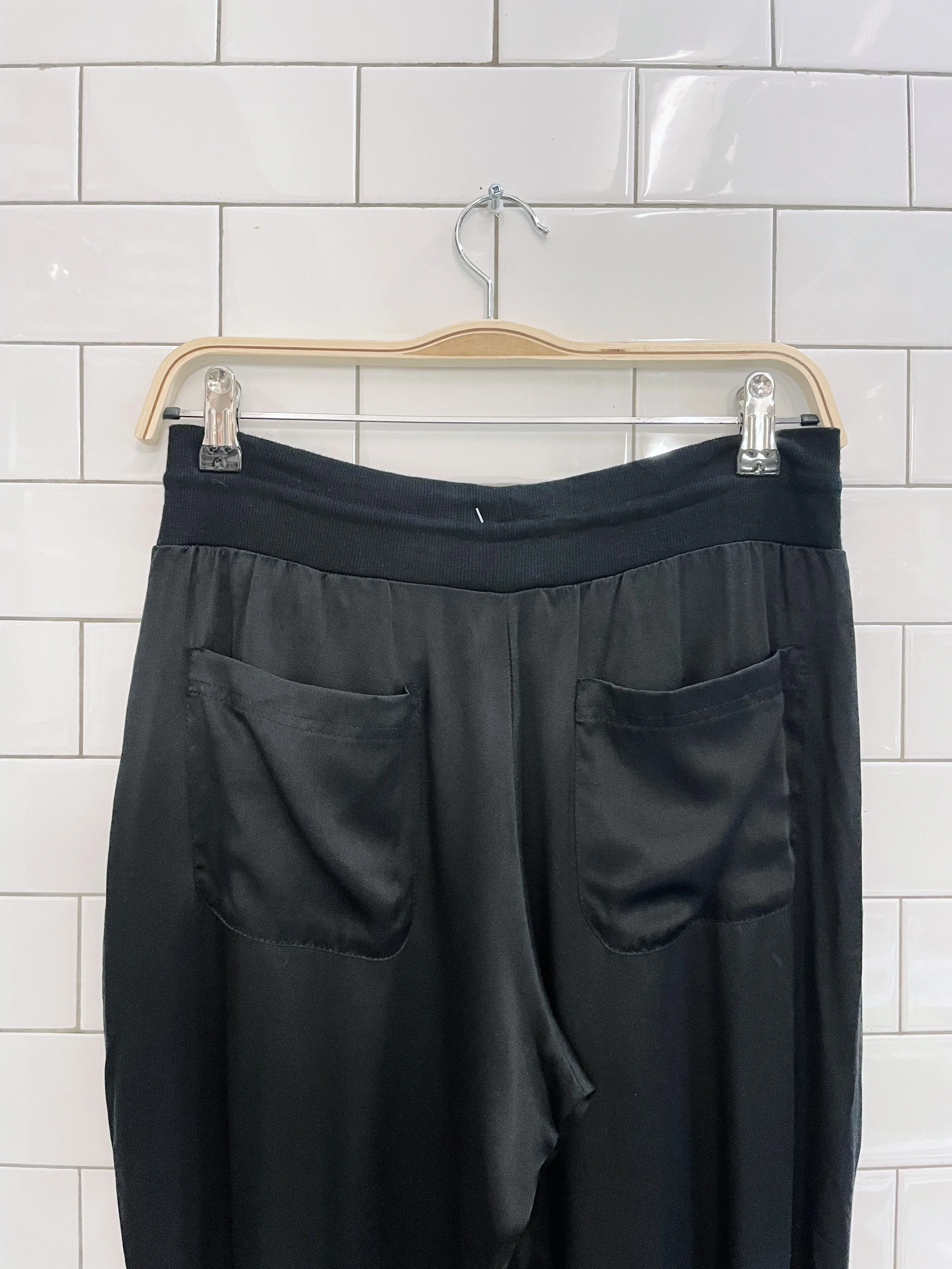 heather high rise pleated 100% silk jogger sold by Good Market Thrift Store product image thumbnail 3