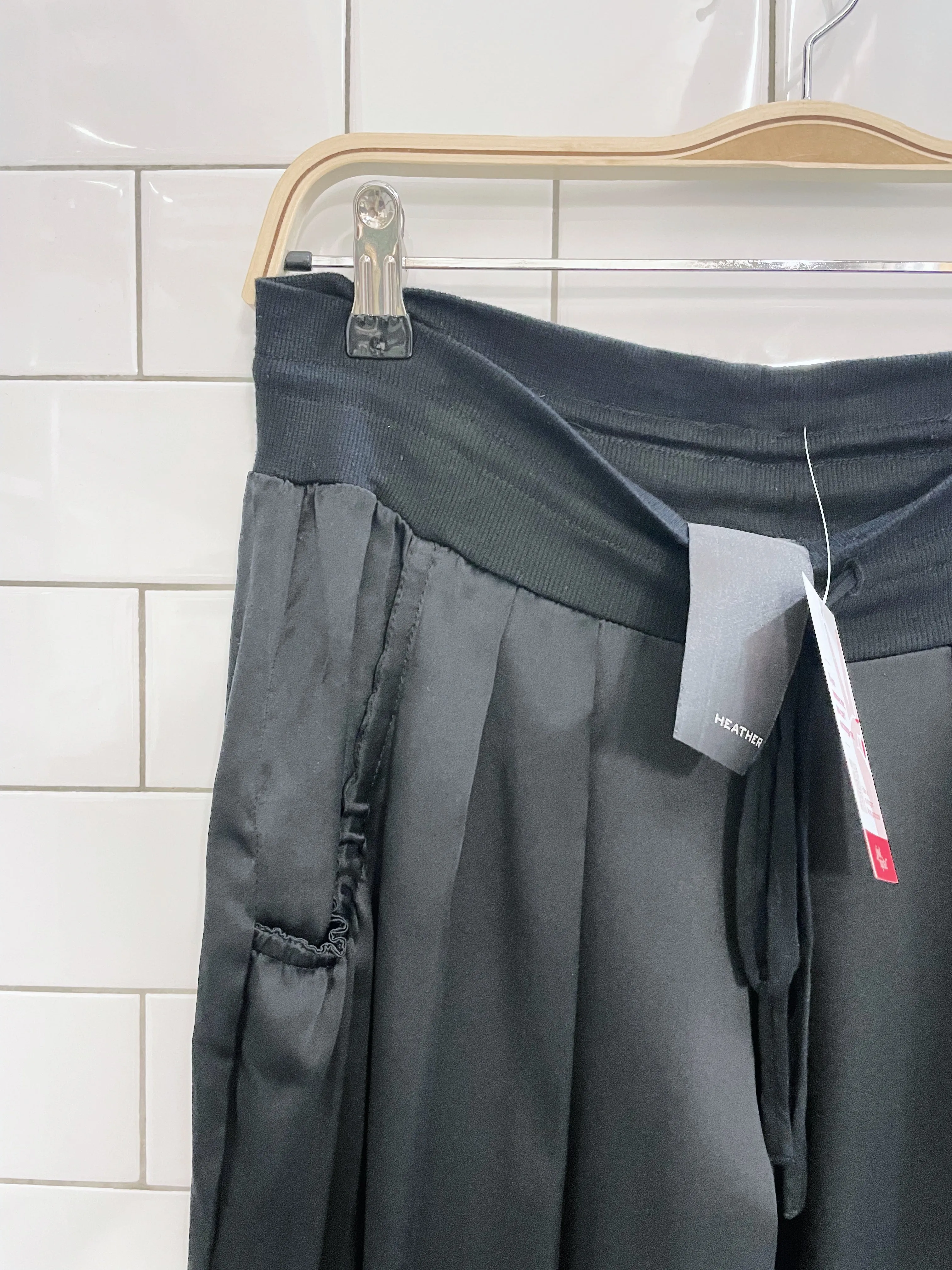 heather high rise pleated 100% silk jogger sold by Good Market Thrift Store