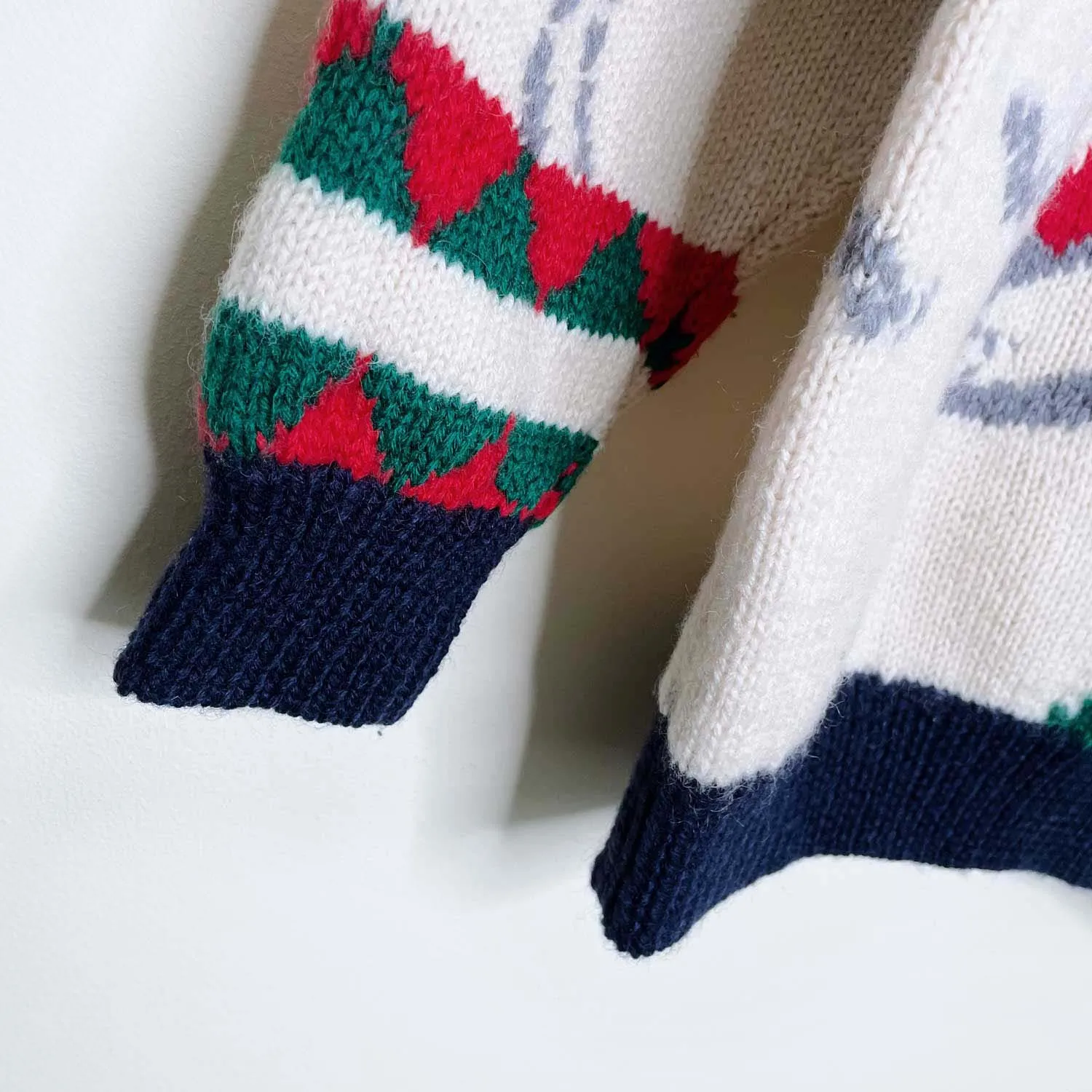 vintage trail atoe trading company wool snowshoe sweater - size medium sold by Good Market Thrift Store product image thumbnail 5