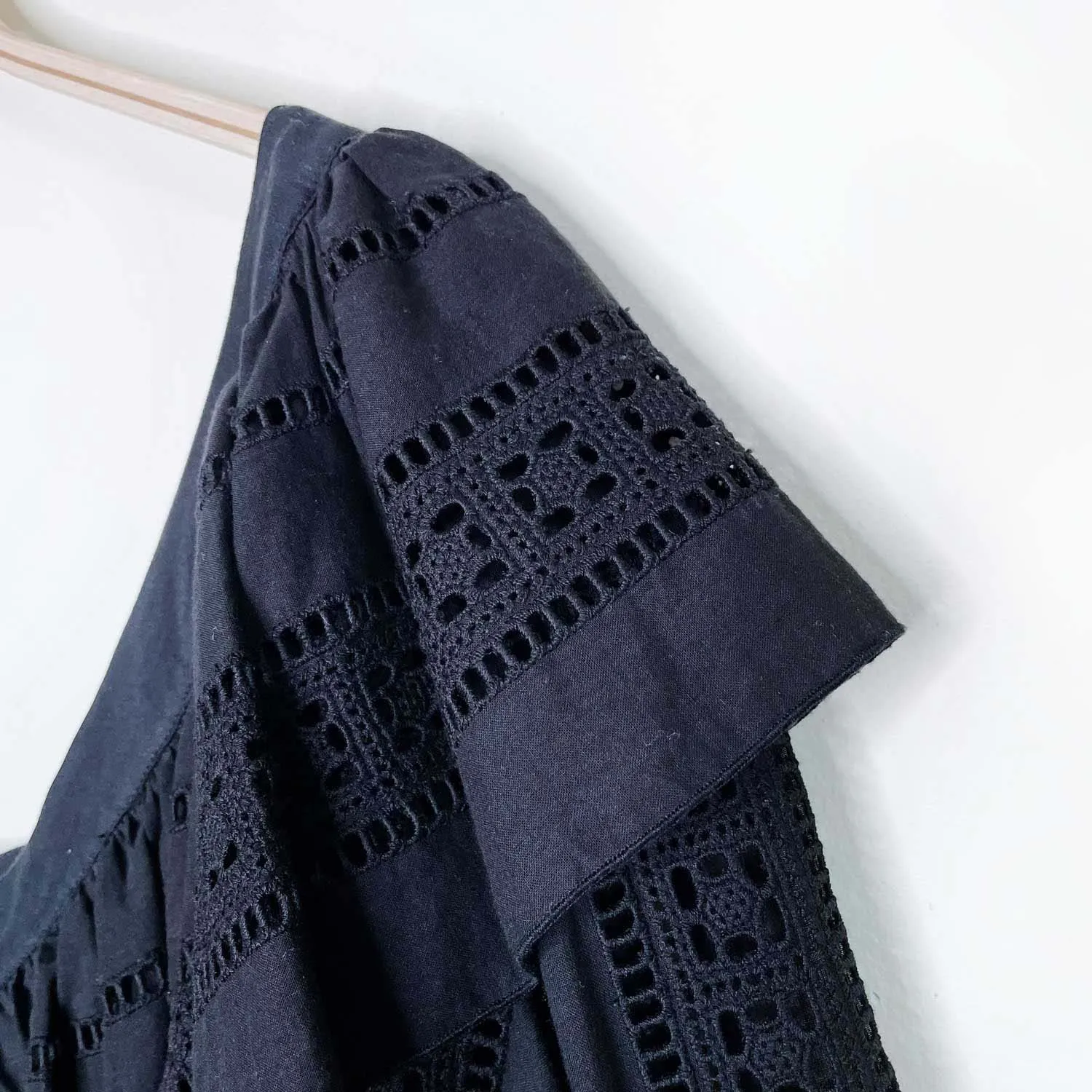 veronica beard cruz one shoulder ruffle eyelet blouse - size 4 sold by Good Market Thrift Store product image thumbnail 4