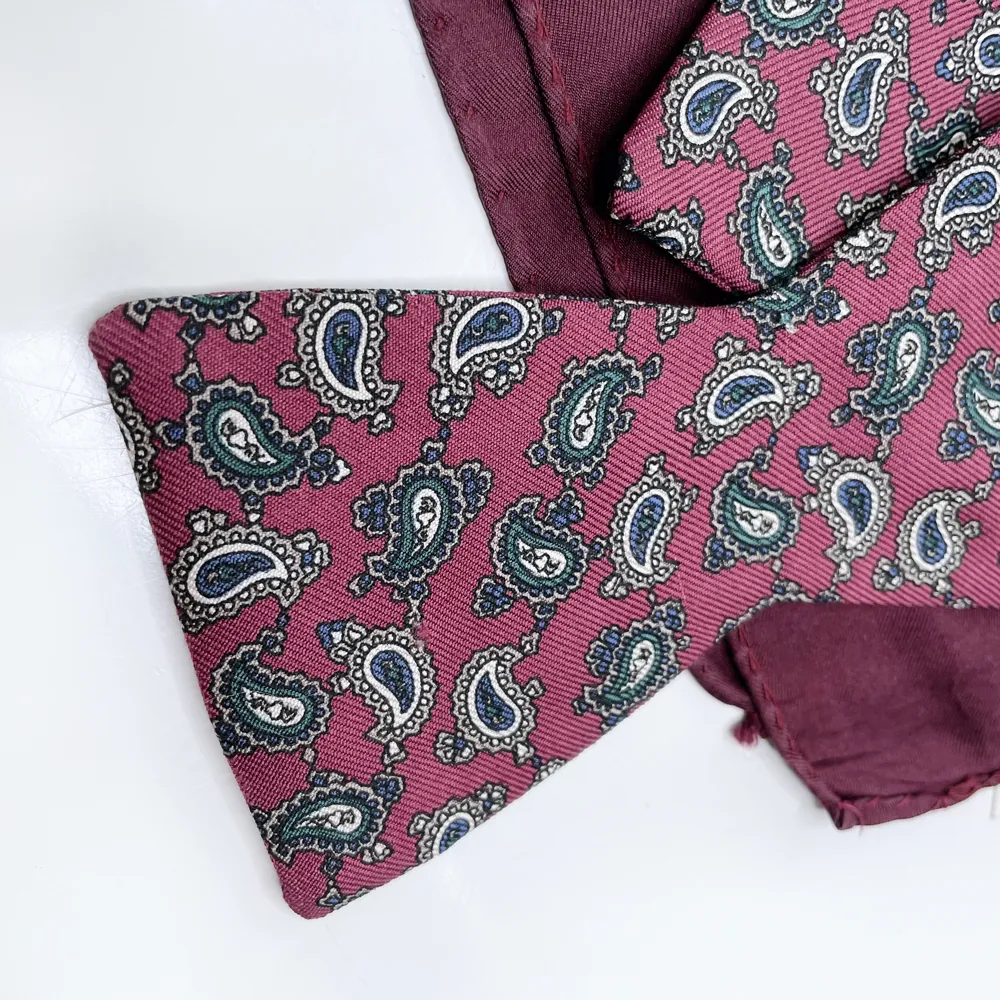 vintage bancroft maroon silk paisley adjustable bow tie sold by Good Market Thrift Store product image thumbnail 2
