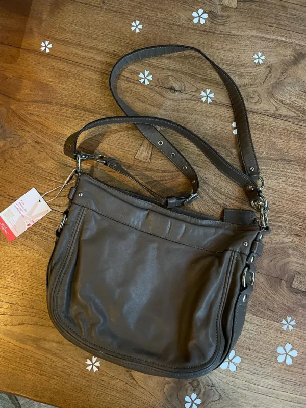 coach zoe brown leather shoulder bag sold by Good Market Thrift Store