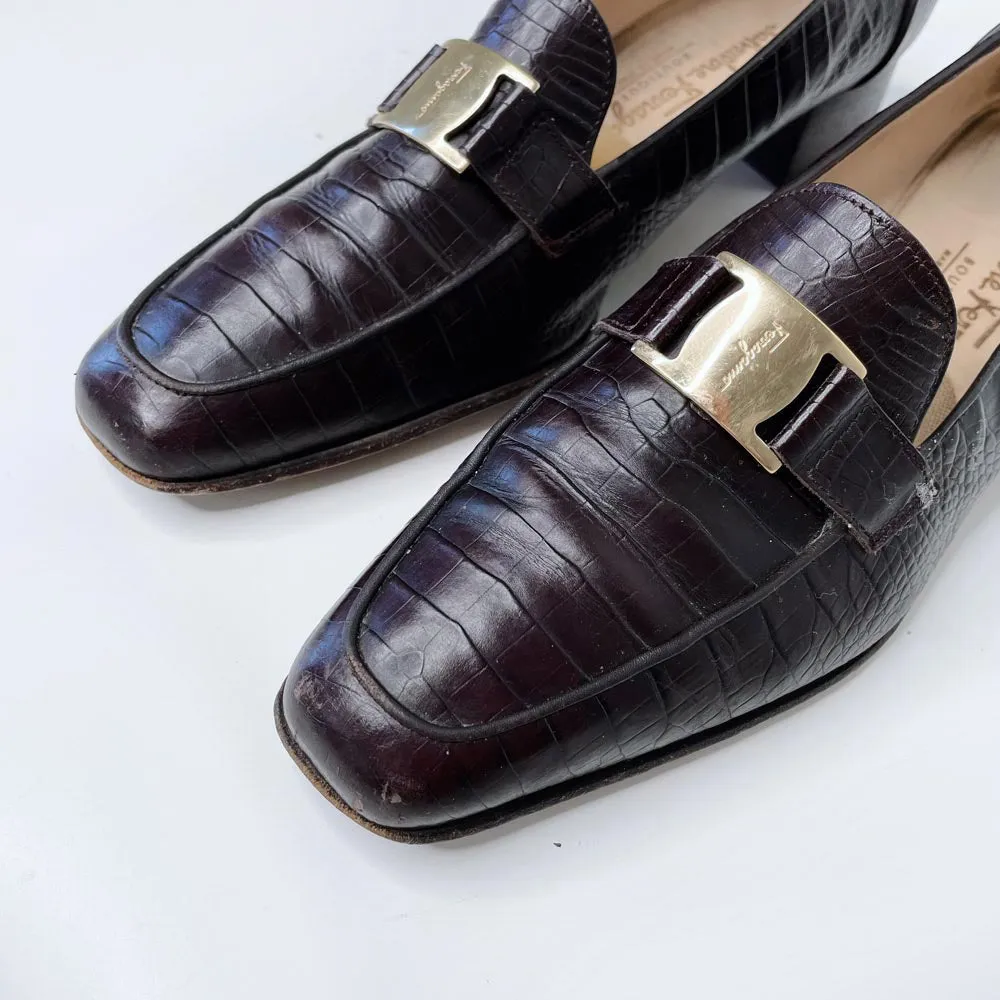 vintage salvatore ferragamo croc low heel loafer sold by Good Market Thrift Store product image thumbnail 3