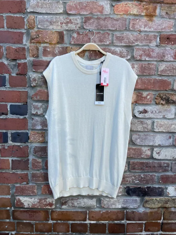 nwt jack & jones light knit sweater vest sold by Good Market Thrift Store