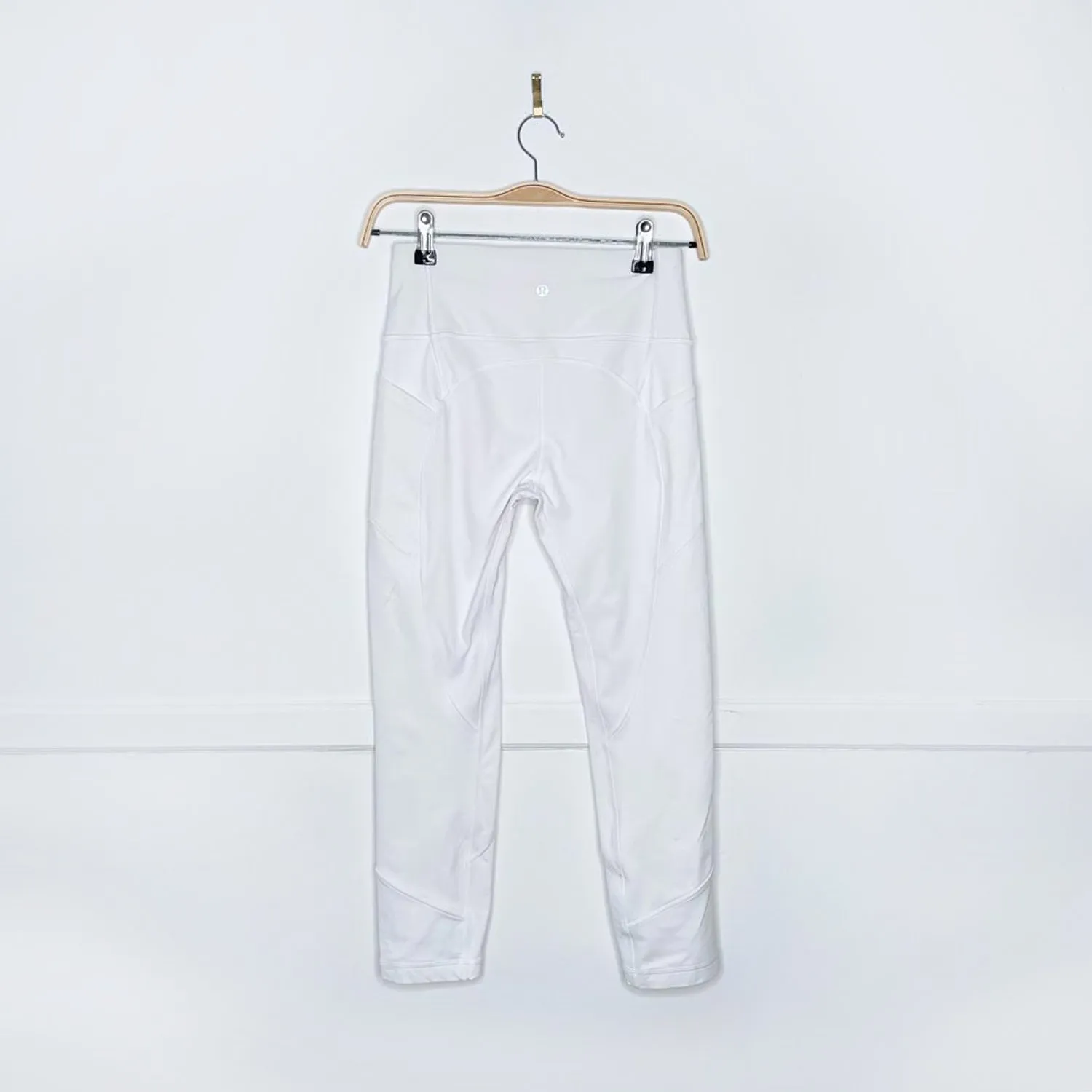 lululemon 2018 all the right places crop luxtreme sold by Good Market Thrift Store product image thumbnail 5