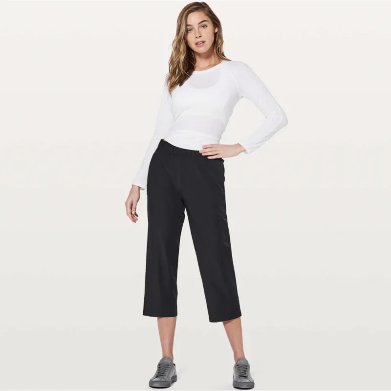 lululemon 2018 next move crop swift ultra light sold by Good Market Thrift Store