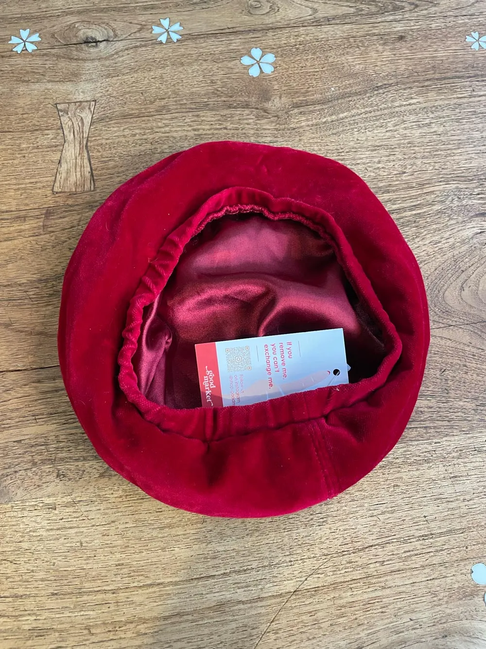 red velvet french beret sold by Good Market Thrift Store product image thumbnail 2