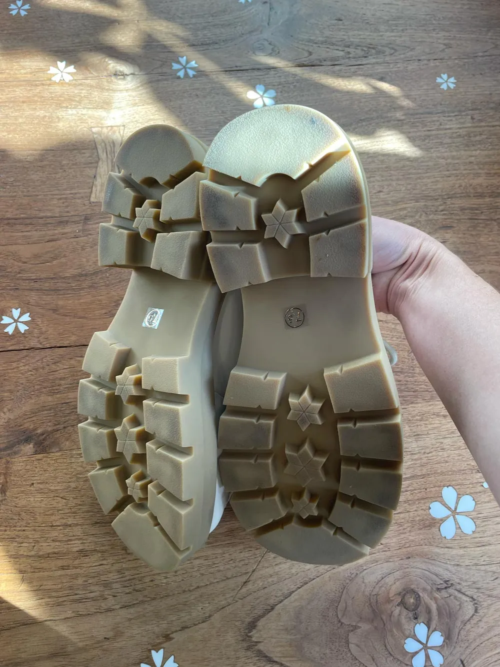 cushionaire leather chunky heeled loafer sold by Good Market Thrift Store product image thumbnail 3