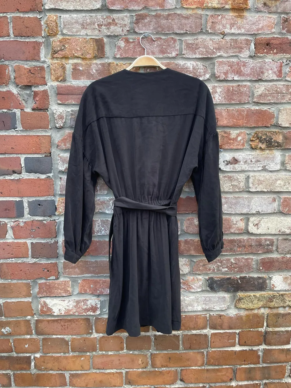 leyden belted balloon sleeve dress sold by Good Market Thrift Store product image thumbnail 3
