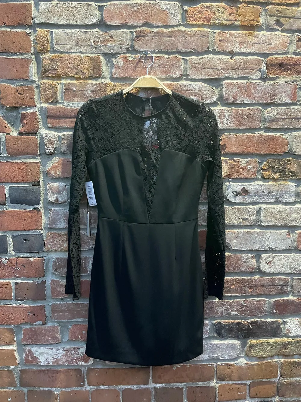 nwt babaton masaki lace detail mini dress sold by Good Market Thrift Store product image thumbnail 2