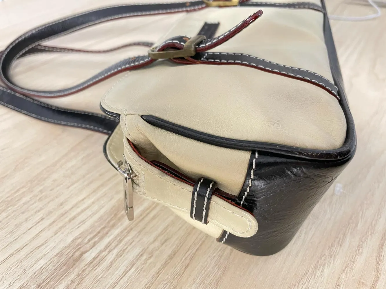 y2k elisar leather mini baguette bag sold by Good Market Thrift Store product image thumbnail 5