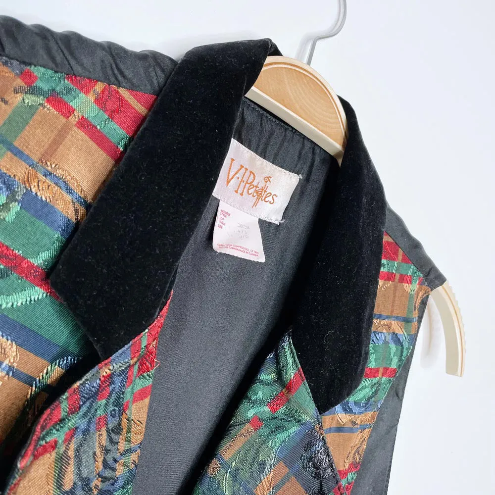 vintage VIPetites velvet collar plaid holiday vest sold by Good Market Thrift Store product image thumbnail 2