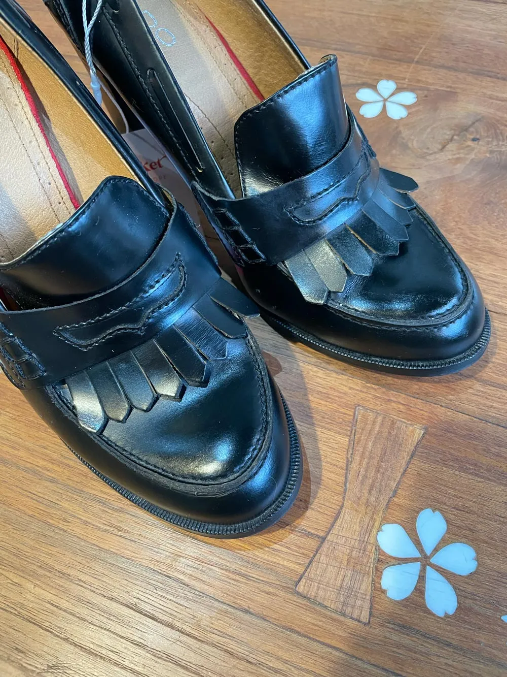 aldo fringe leather heeled penny loafer sold by Good Market Thrift Store product image thumbnail 2
