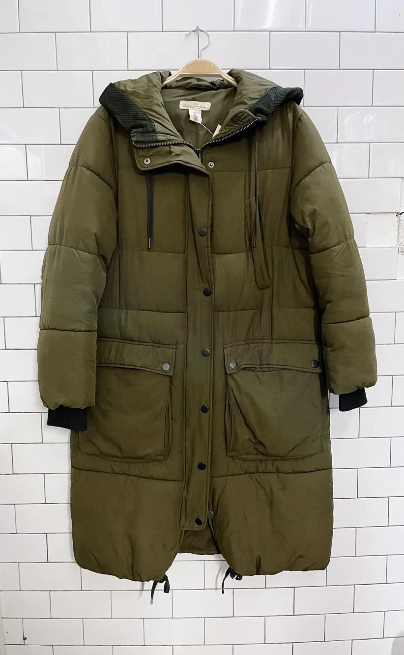 h&m logg khaki long hooded parka sold by Good Market Thrift Store